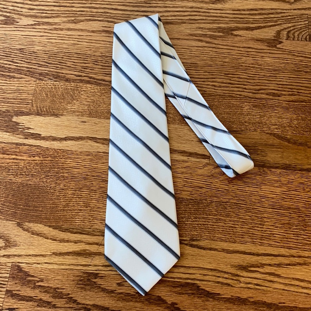 Pronto Uomo 100% Silk Diagonal Stripe Tie